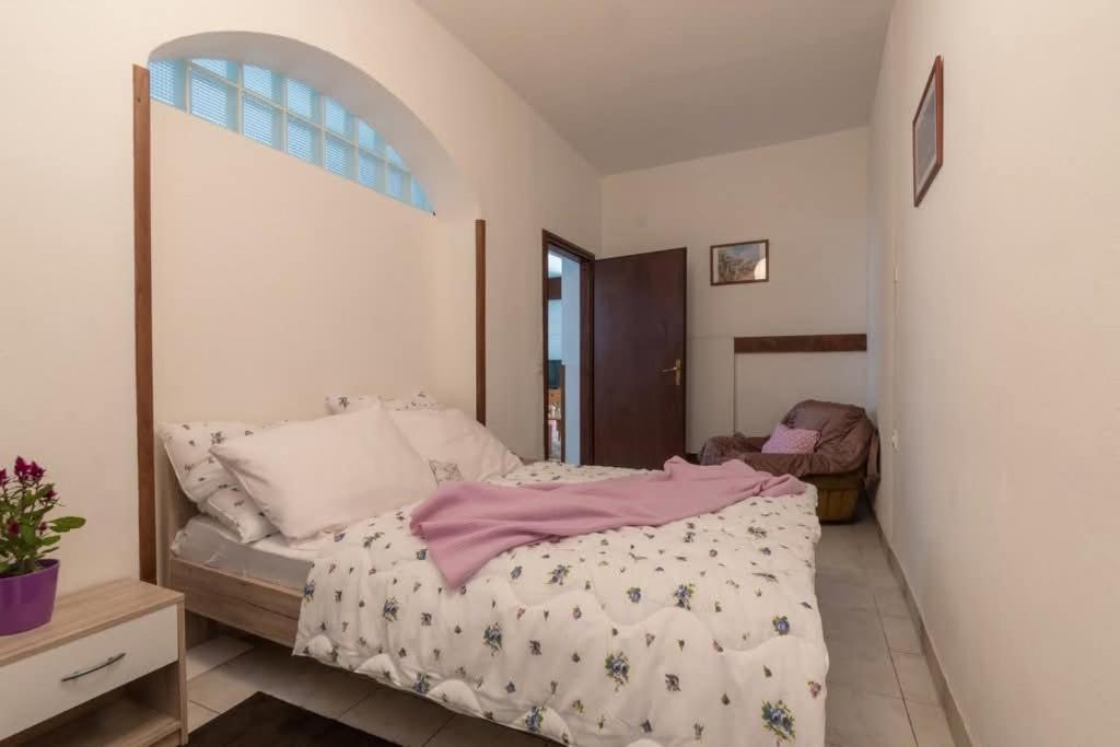 Loredana Apartments Crikvenica Ruang foto