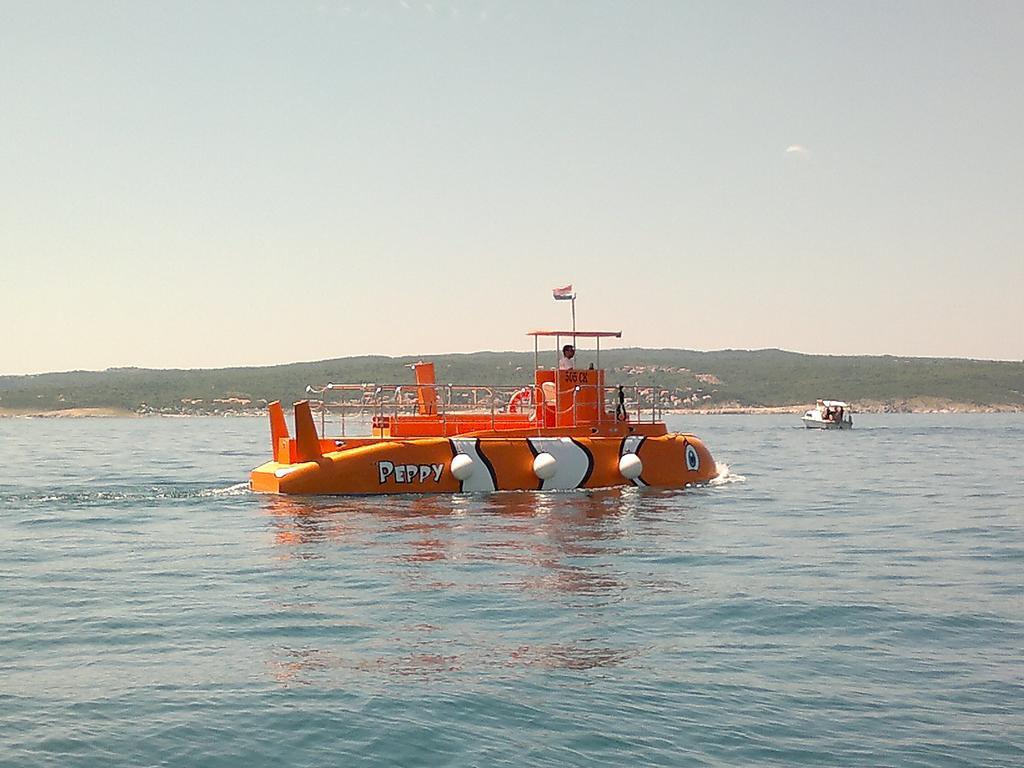 Loredana Apartments Crikvenica Bagian luar foto